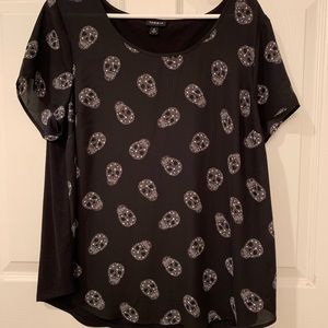 Torrid black skull blouse